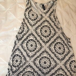 White and Black H&M tank top